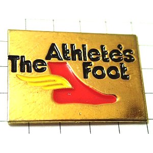 ピンバッジ・アスリートフット翼の生えた足 THE-ATHLETES-FOOT