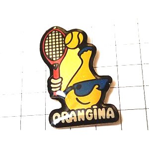 ピンバッジ・テニスするオランジーナ瓶 ORANGINA TENNIS