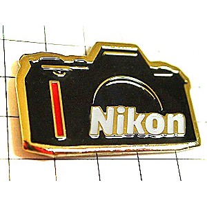 ピンバッジ・ニコン一眼レフ写真カメラ NIKON