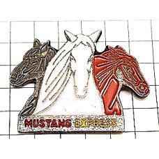 ピンバッジ・ムスタング野生馬３頭 MUSTANG