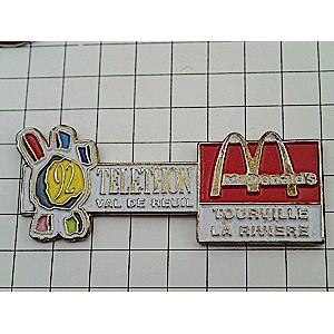 ピンバッジ・マクドナルドとチャリティー