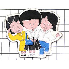 ピンバッジ・学生の３人組