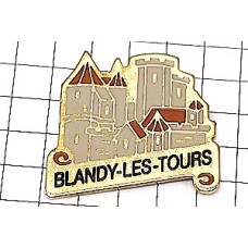 ピンバッジ・シャトーお城 BLANDY-LES-TOURS FRANCE