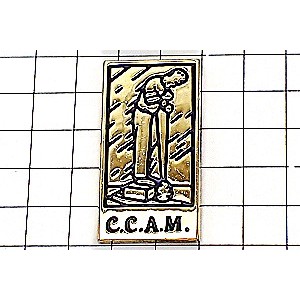 ピンバッジ・杖を持った像 CCAM