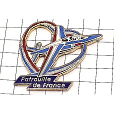 ピンバッジ・トリコロール飛行機フランス空軍アクロバット飛行隊 PATROUILLE-DE-FRANCE