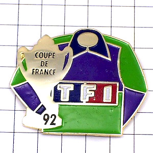 ピンバッジ・サッカーフランス大会ユニフォーム TF1 COUPE-DE-FRANCE-1992