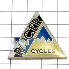 ピンバッジ・山の自転車レーサー RACER CYCLES