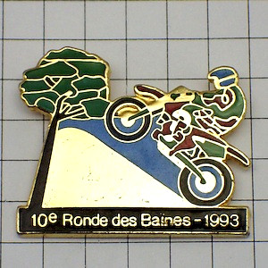 ピンバッジ・モトクロス二輪バイク坂道