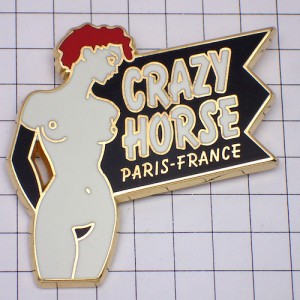 ピンバッジ・ヌードの女の子キャバレー影 CRAZY-HORSE CABARET PARIS FRANCE