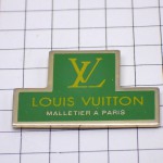 ピンバッジ・ルイヴィトンLV緑 LOUIS-VUITTON PARIS FRANCE