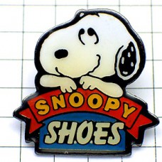 ピンバッジ・スヌーピー印の靴 SNOOPY-SHOES