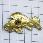 ピンバッジ・金色の魚フィッシング釣り