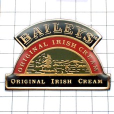 ピンバッジ・ベイリーズ酒ラベル型 BAILEYS IRISH-CREAM IRELAND