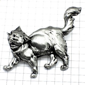 ピンバッジ・猫ネコ銀色ピューター製 PEWTER