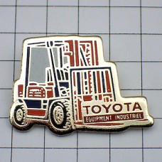 ピンバッジ・トヨタ重機フォークリフト車 CHARIOT TOYOTA