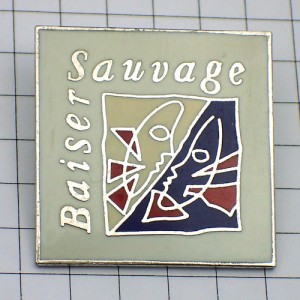 ピンバッジ・香水キス仮面の二人 BAISER-SAUVAGE