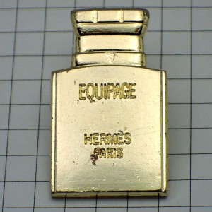 ピンバッジ・エルメス香水壜エキパージュ金色 HERMES EQUIPAGE FRANCE