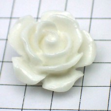 ピンバッジ・New!白のローズ薔薇バラの花