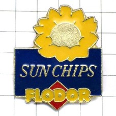 お買得ピンバッジ・ポテトチップス一枚 FLODOR FRITTES CHIPS SUNFLOWER