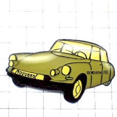 ピンバッジ・シトロエンDSフランス警察の車パトカーポリス CITROEN-DS CITROEN FRANCE