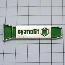 ピンバッジ・のり糊スティック文房具 GLUE CYANOLIT