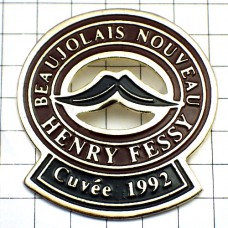 ピンバッジ・ボジョレーヌーボー赤ワイン酒ヒゲ髭 FESSY BEAUJOLAIS-NOUVEAUX  BEAUJOLAIS BOURGOGNE FRANCE