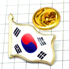 ピンバッジ・NEW!はためく韓国国旗