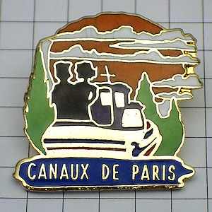 ピンバッジ・パリ運河カップル二人 CANAUX-DE-PARIS FRANCE