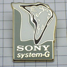 ピンバッジ・ソニーSONYやわらかい時計ダリ画