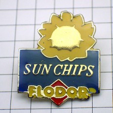 お買得ピンバッジ・ポテトチップス一枚 FLODOR FRITTES CHIPS SUNFLOWER