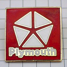 ピンバッジ・クライスラー車プリマス赤 CHYRSLER PLYMOUTH USA