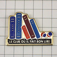 ピンバッジ・本棚に並んだ本 CLUB-LIRE FRANCE-LOISIRS