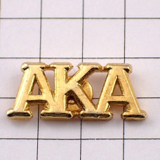 ピンバッジ・ＡＫＡ金色の文字