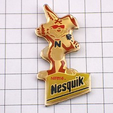 ピンバッジ・サングラス眼鏡ウサギ音楽 NESQUIK NESTLE