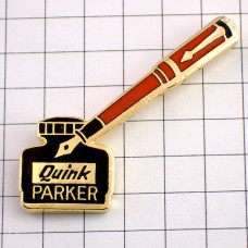 ピンバッジ・パーカーの万年筆とインク壺 PARKER QUINK