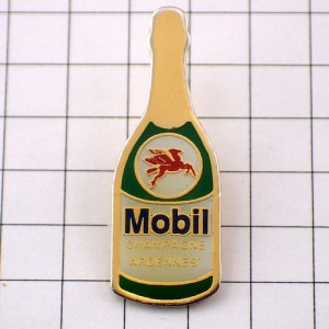 ピンバッジ・モービル石油シャンパーニュ瓶 MOBIL-OIL USA