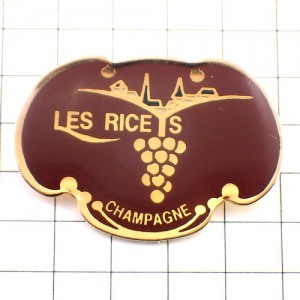 ピンバッジ・シャンパーニュ酒ブドウ房 LES-RICEYS CHAMPAGNE FRANCE