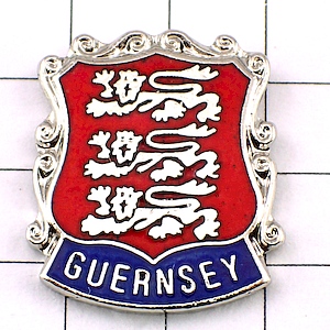 ピンバッジ・３頭のライオンの紋章 GUERNSEY ISLAND ENGLAND