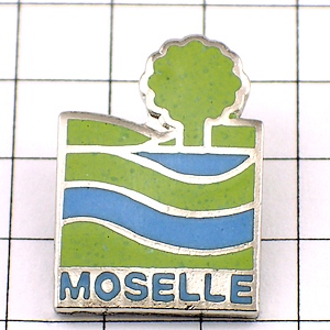 ピンバッジ・みどりの木と水辺 MOSELLE DEPARTEMENT RIVER FRANCE