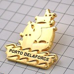 ピンバッジ・金色ゴールド帆船ポルト酒ポルトガル大航海時代 PORTO DELAFORCE PORTUGAL