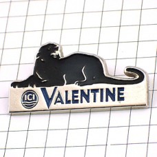 ピンバッジ・横たわる黒豹 VALENTINE PAINTING PANTHER FRANCE