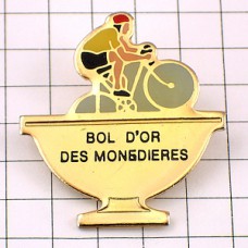 ピンバッジ・自転車レース優勝杯