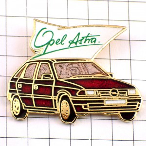 ピンバッジ・オペル車アストラ赤 OPEL-ASTRA OPEL GERMANY