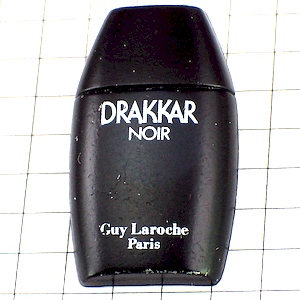 ピンバッジ・ギラロッシュ男性香水壜 GUY-LAROCHE DRAKKAR-NOIR