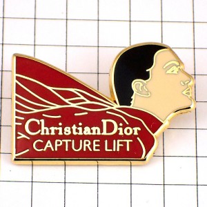 ピンバッジ・クリスチャンディオールＣＤ女の子 CHRISTIAN-DIOR CAPTURE-LIFT