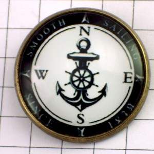 ピンバッジ・イカリ錨と方位磁石ボート船