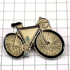 ピンバッジ・自転車一台