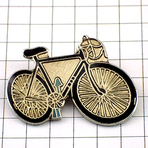 ピンバッジ・自転車一台