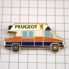 ピンバッジ・プジョー車ミニバス一台 PEUGEOT FRANCE