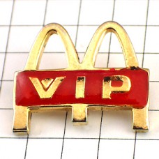 ピンバッジ・マクドナルドＭとＶＩＰ